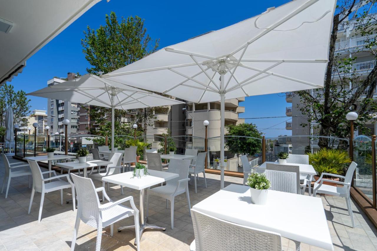 Hotel Constellation Rimini Ngoại thất bức ảnh