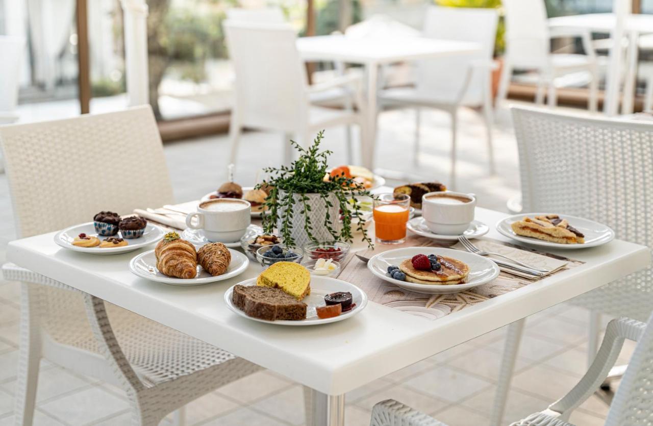 Hotel Constellation Rimini Ngoại thất bức ảnh